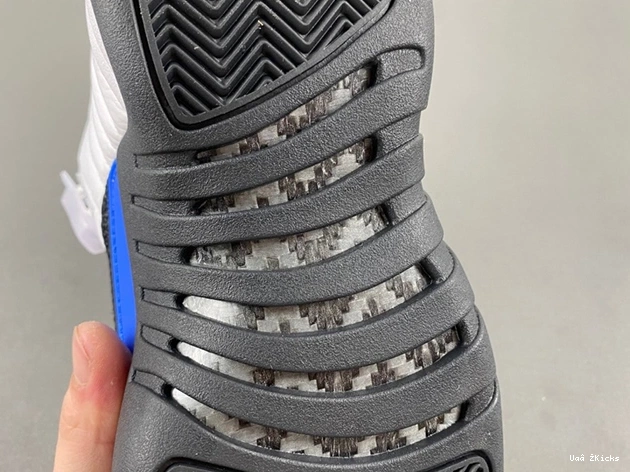 Jordan 3860 CT8013- 732 12 Air Trendsetting 0716